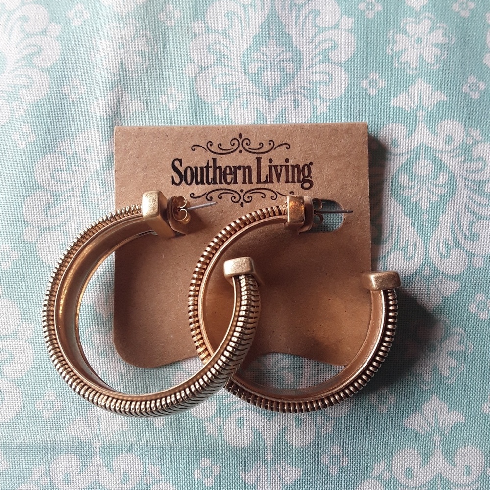 SOUTHERN LIVING EARRINGS